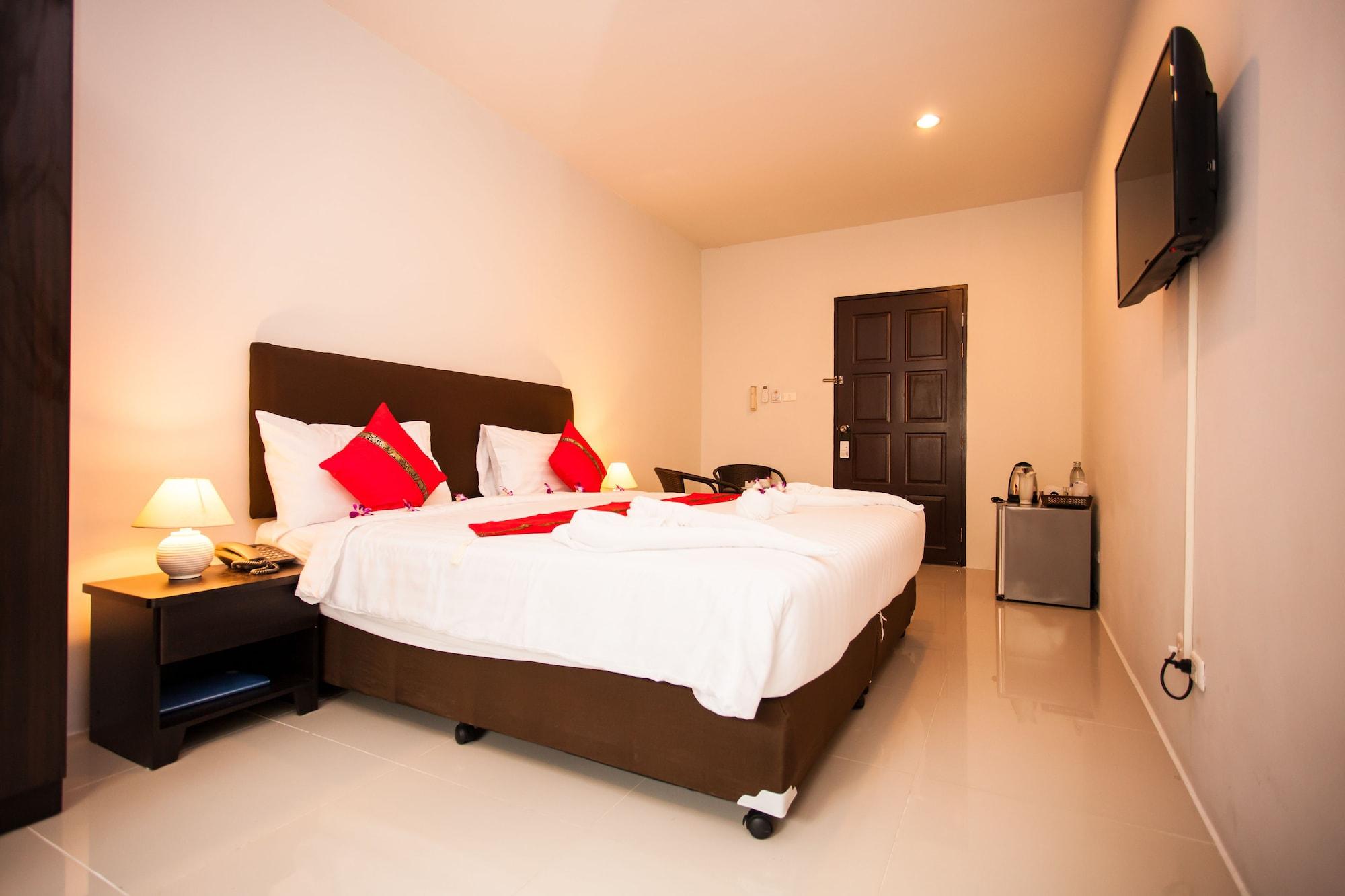 Only Blue Hotel Patong Extérieur photo