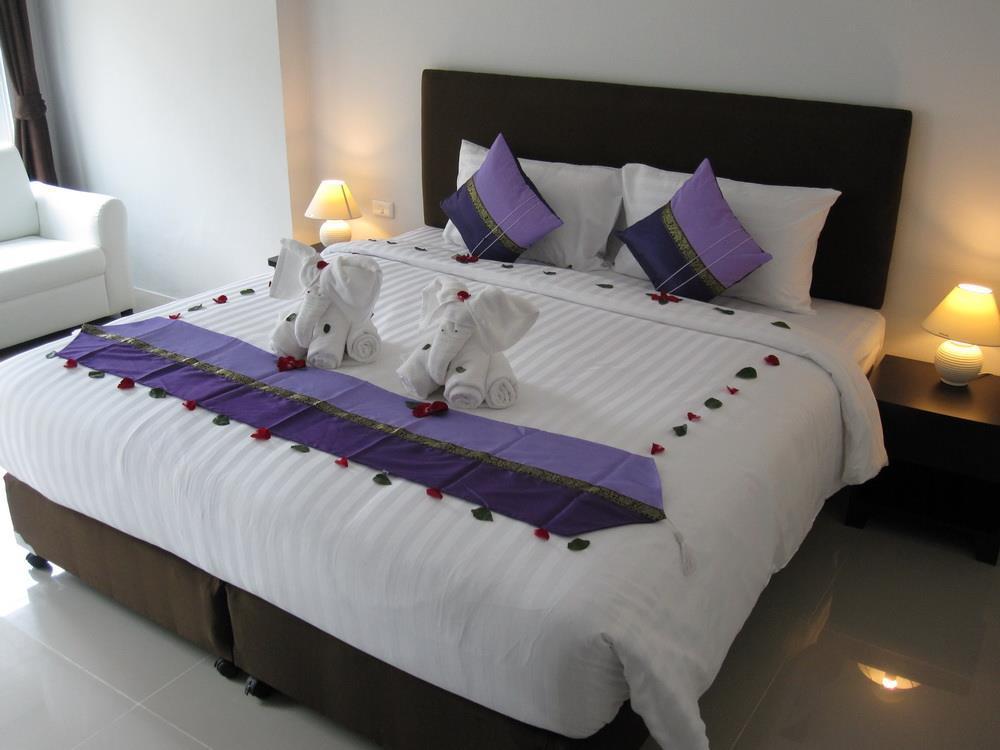 Only Blue Hotel Patong Extérieur photo