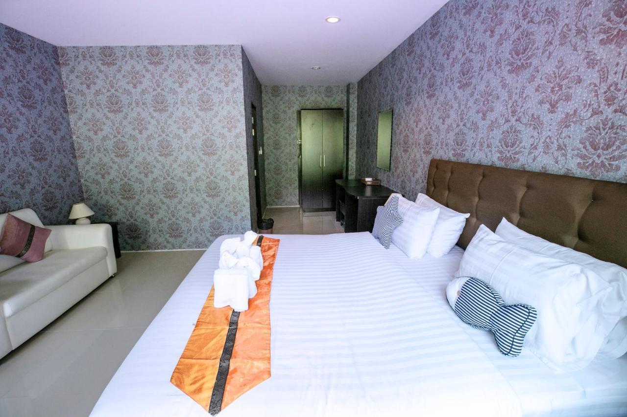 Only Blue Hotel Patong Extérieur photo