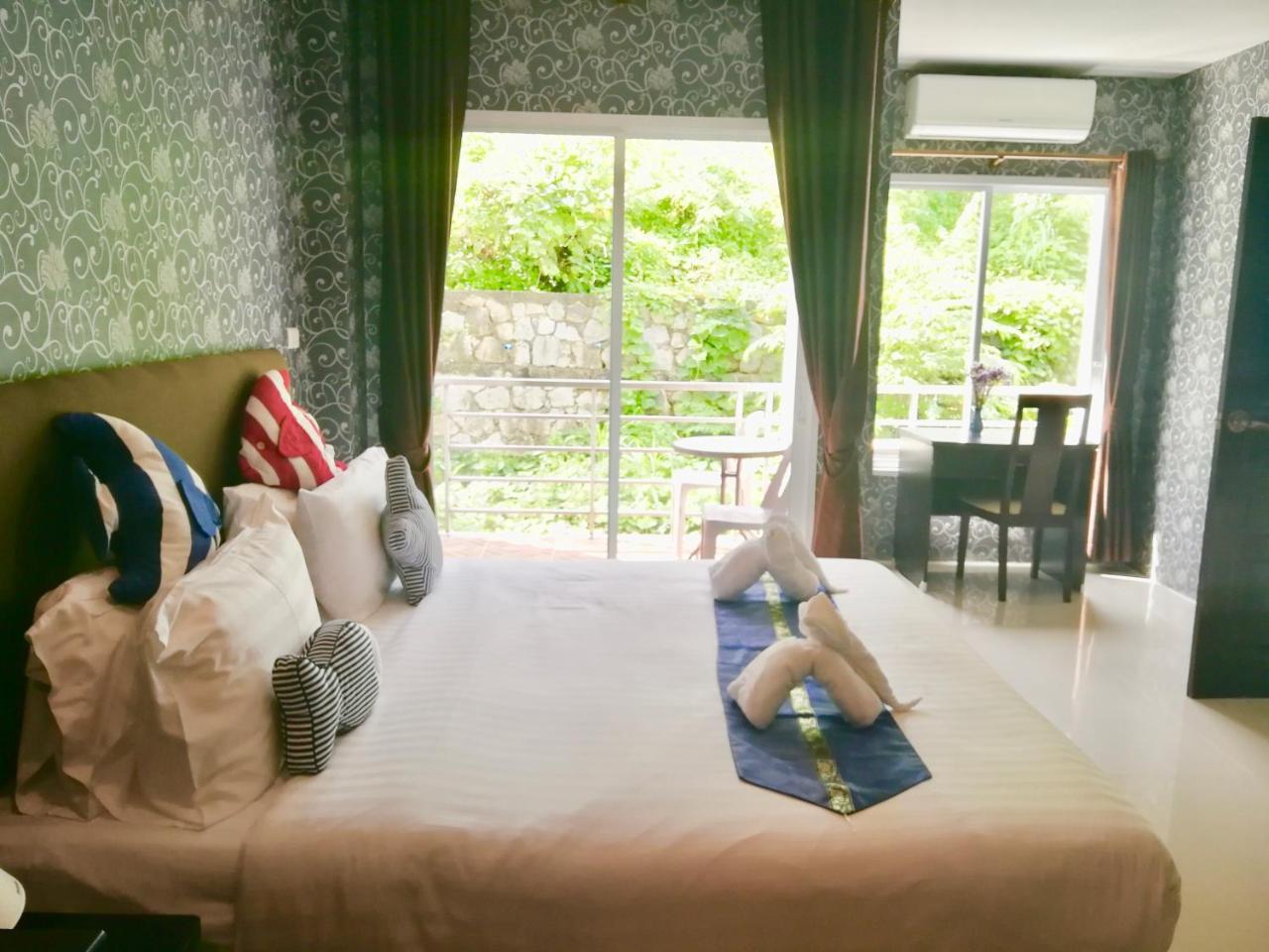 Only Blue Hotel Patong Extérieur photo